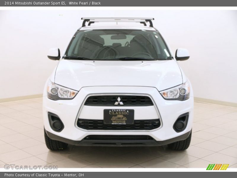 White Pearl / Black 2014 Mitsubishi Outlander Sport ES
