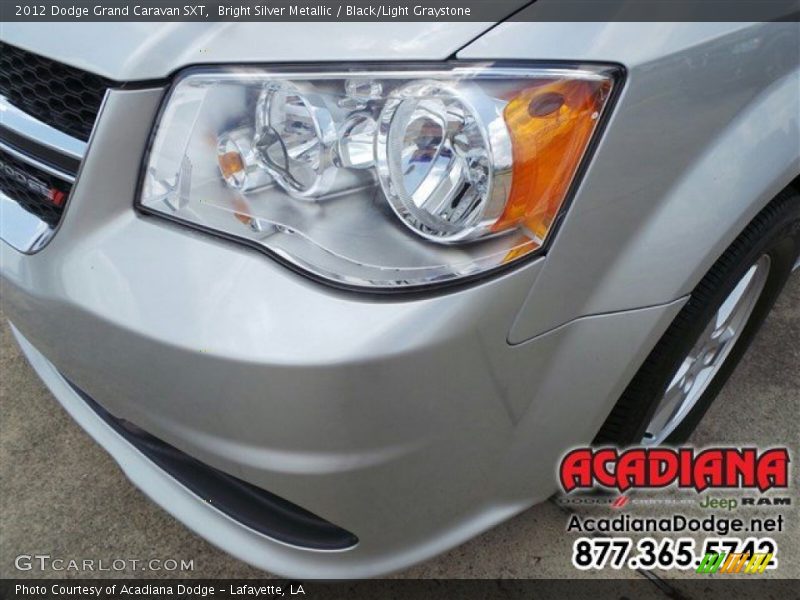 Bright Silver Metallic / Black/Light Graystone 2012 Dodge Grand Caravan SXT