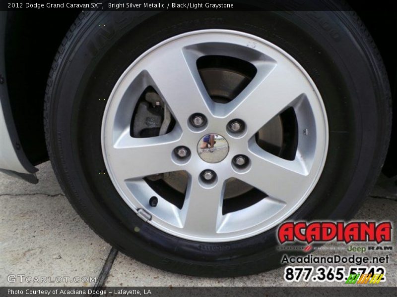 Bright Silver Metallic / Black/Light Graystone 2012 Dodge Grand Caravan SXT