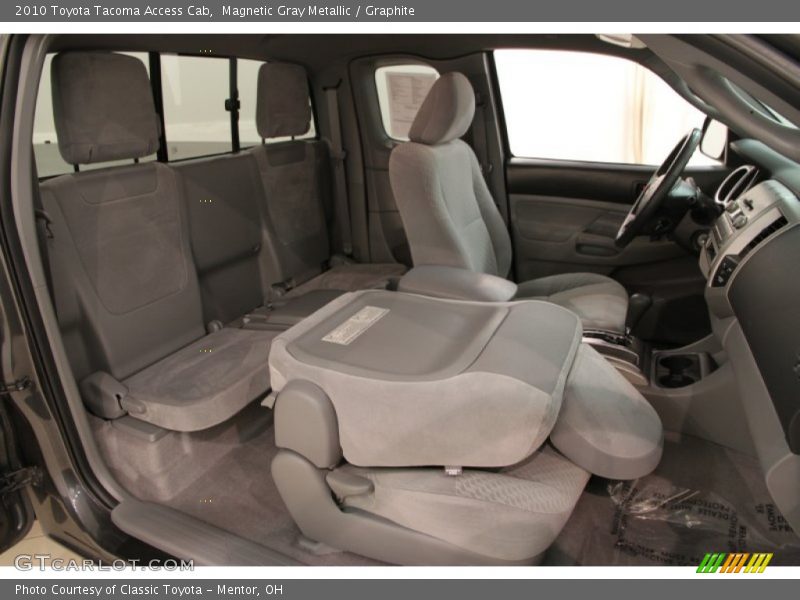 Magnetic Gray Metallic / Graphite 2010 Toyota Tacoma Access Cab