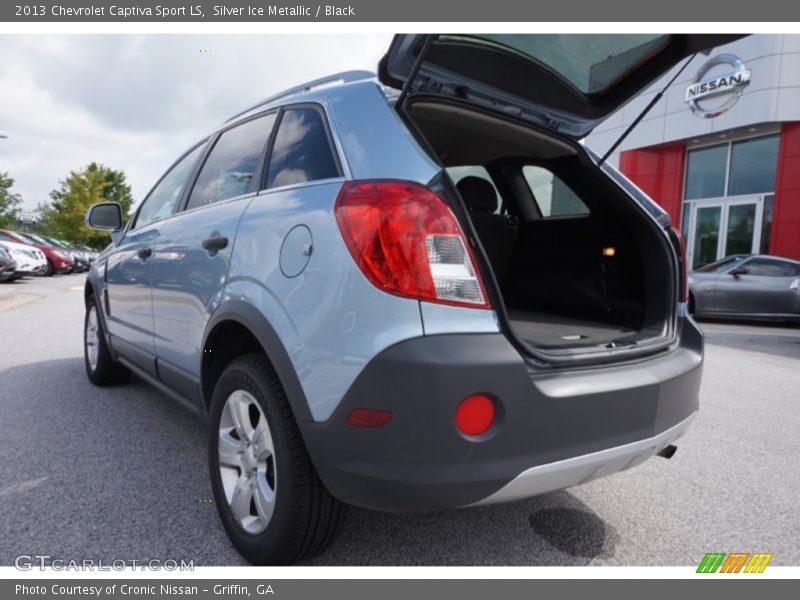 Silver Ice Metallic / Black 2013 Chevrolet Captiva Sport LS