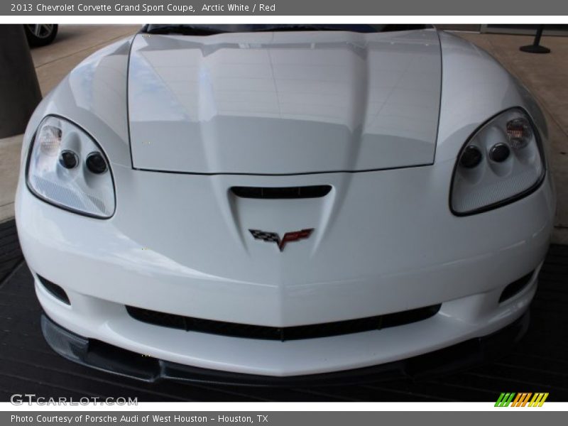 Arctic White / Red 2013 Chevrolet Corvette Grand Sport Coupe