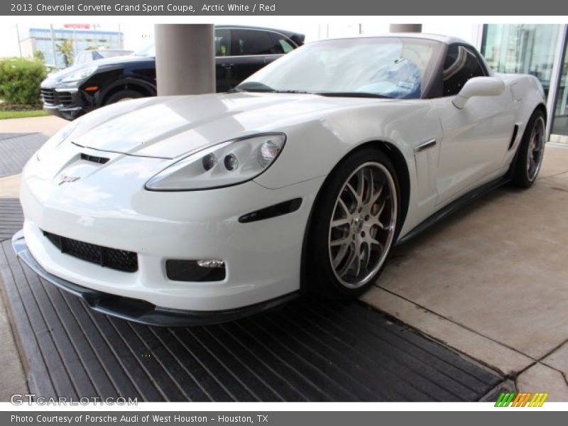 Arctic White / Red 2013 Chevrolet Corvette Grand Sport Coupe
