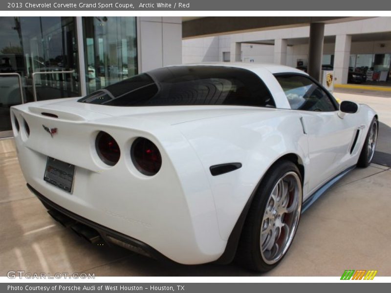 Arctic White / Red 2013 Chevrolet Corvette Grand Sport Coupe