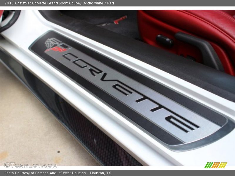 Arctic White / Red 2013 Chevrolet Corvette Grand Sport Coupe