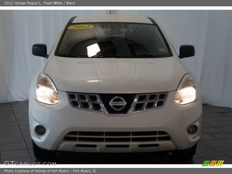 Pearl White / Black 2012 Nissan Rogue S