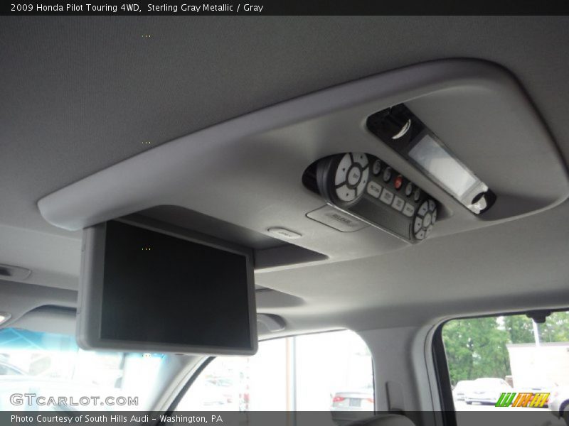 Sterling Gray Metallic / Gray 2009 Honda Pilot Touring 4WD