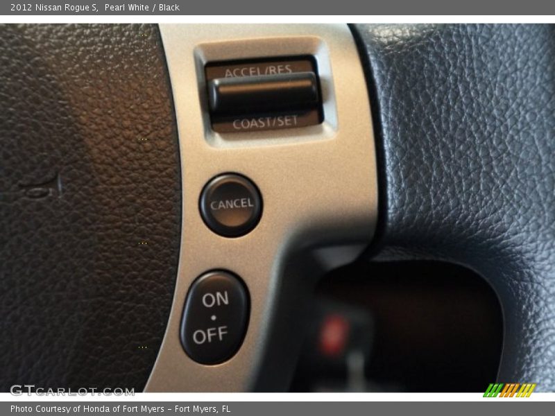 Pearl White / Black 2012 Nissan Rogue S