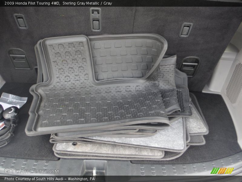 Sterling Gray Metallic / Gray 2009 Honda Pilot Touring 4WD
