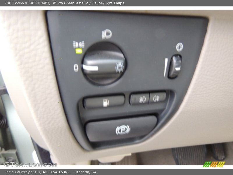 Willow Green Metallic / Taupe/Light Taupe 2006 Volvo XC90 V8 AWD