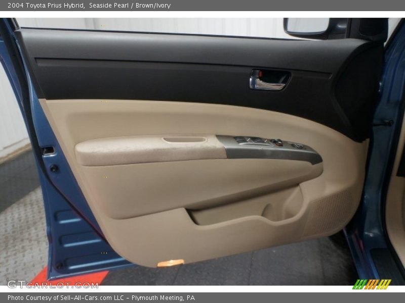 Seaside Pearl / Brown/Ivory 2004 Toyota Prius Hybrid