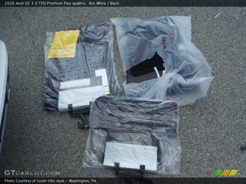 Ibis White / Black 2016 Audi Q5 3.0 TFSI Premium Plus quattro