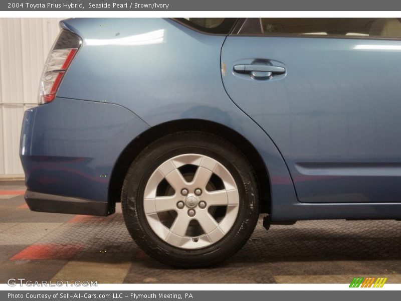 Seaside Pearl / Brown/Ivory 2004 Toyota Prius Hybrid