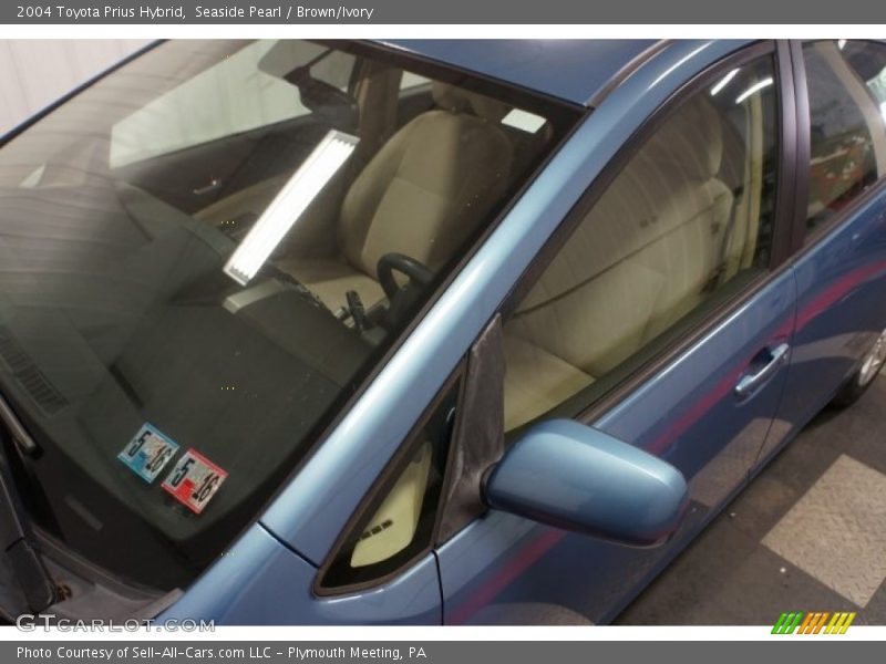 Seaside Pearl / Brown/Ivory 2004 Toyota Prius Hybrid