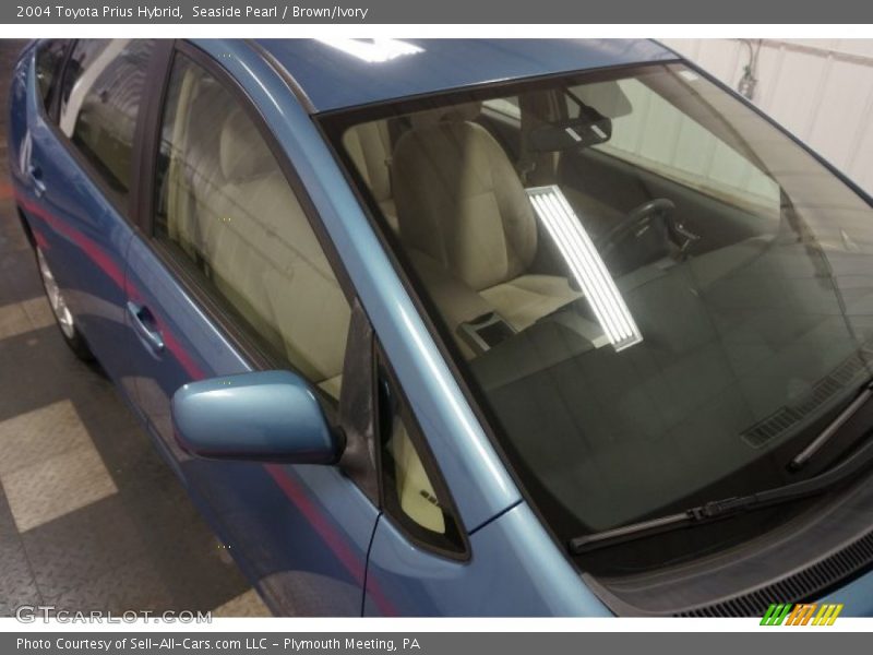 Seaside Pearl / Brown/Ivory 2004 Toyota Prius Hybrid