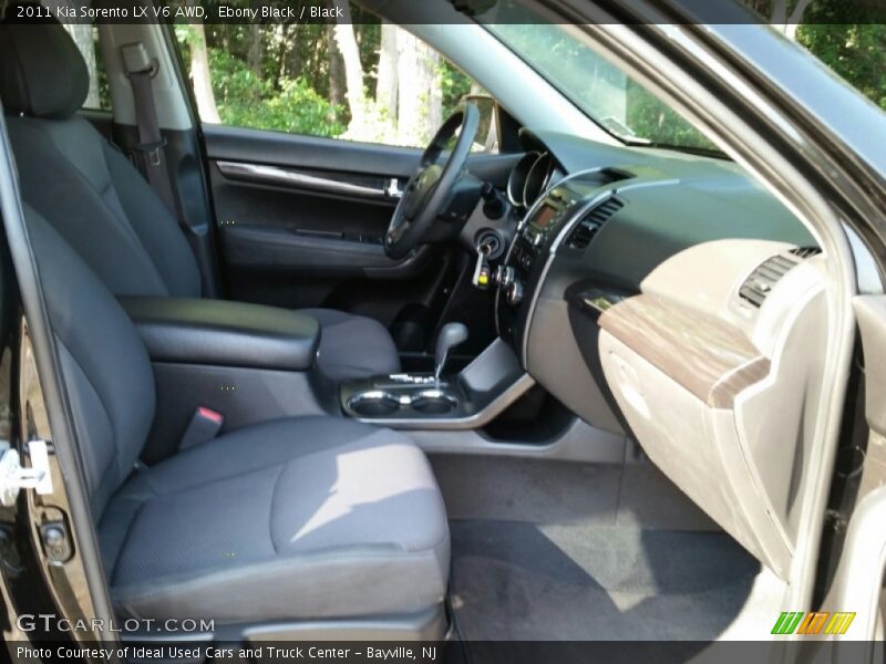 Ebony Black / Black 2011 Kia Sorento LX V6 AWD