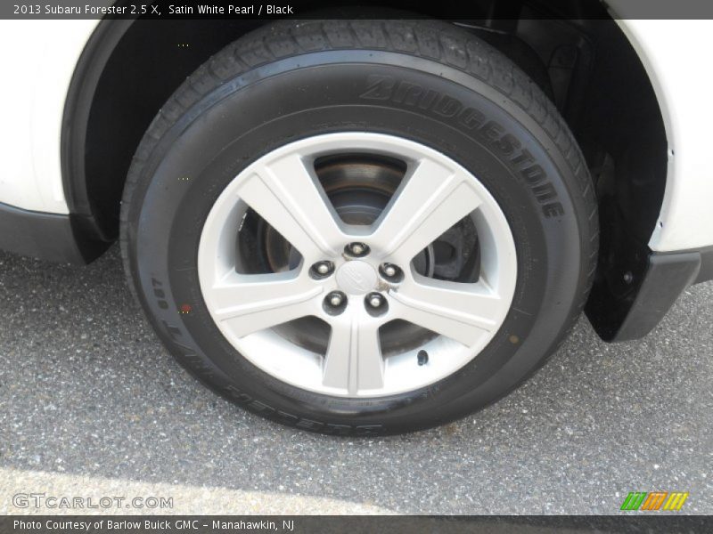 Satin White Pearl / Black 2013 Subaru Forester 2.5 X