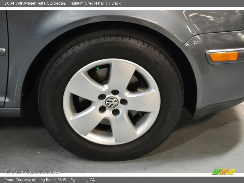 Platinum Grey Metallic / Black 2004 Volkswagen Jetta GLS Sedan