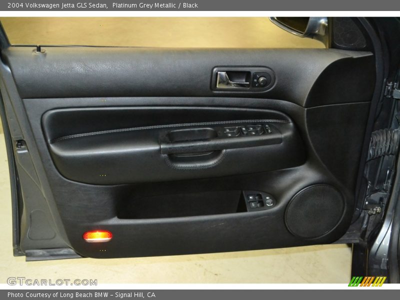 Platinum Grey Metallic / Black 2004 Volkswagen Jetta GLS Sedan