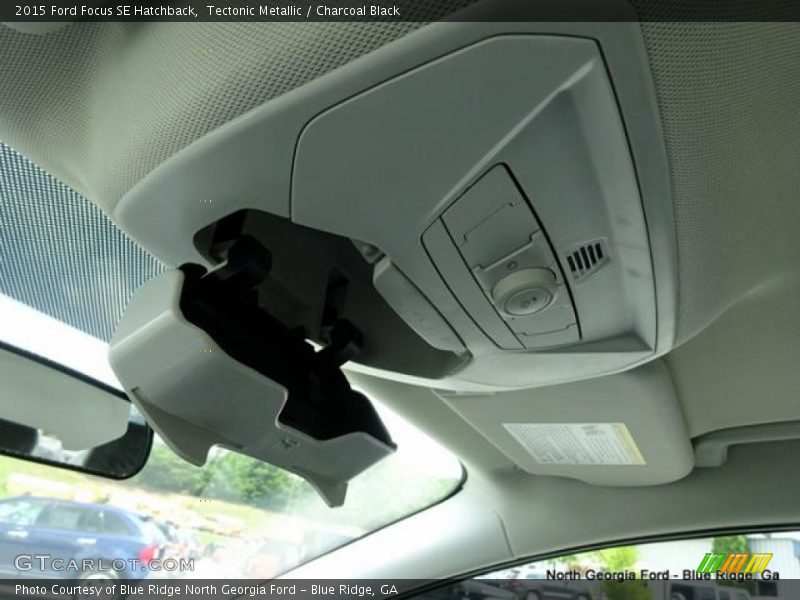 Tectonic Metallic / Charcoal Black 2015 Ford Focus SE Hatchback