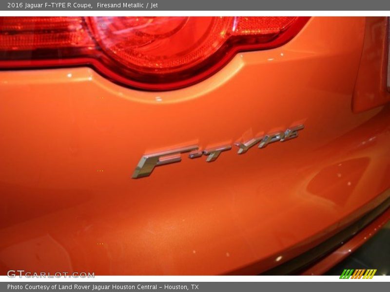  2016 F-TYPE R Coupe Logo
