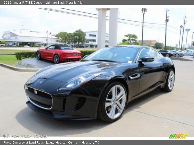 Front 3/4 View of 2016 F-TYPE Coupe