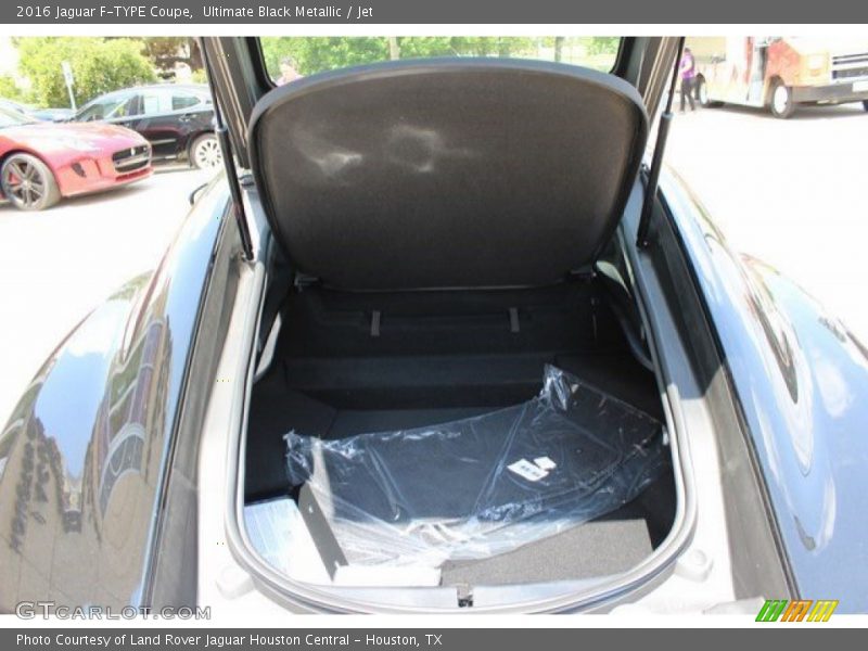 Ultimate Black Metallic / Jet 2016 Jaguar F-TYPE Coupe