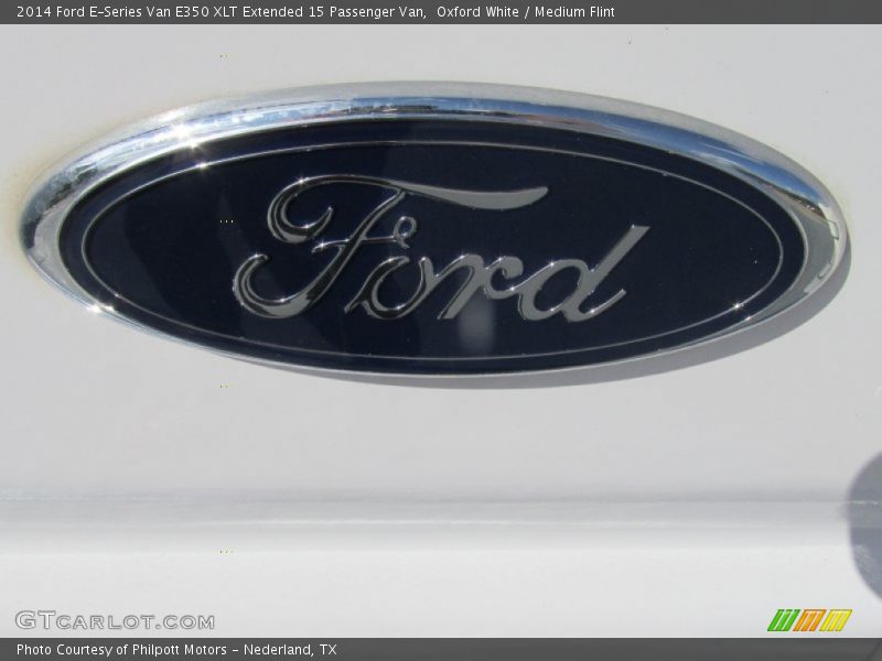 Oxford White / Medium Flint 2014 Ford E-Series Van E350 XLT Extended 15 Passenger Van