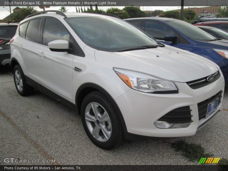White Platinum Metallic / Medium Light Stone 2016 Ford Escape SE
