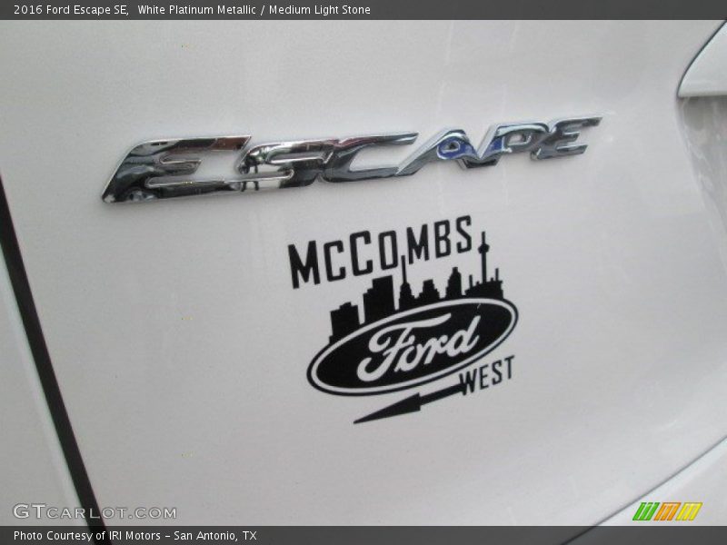 White Platinum Metallic / Medium Light Stone 2016 Ford Escape SE