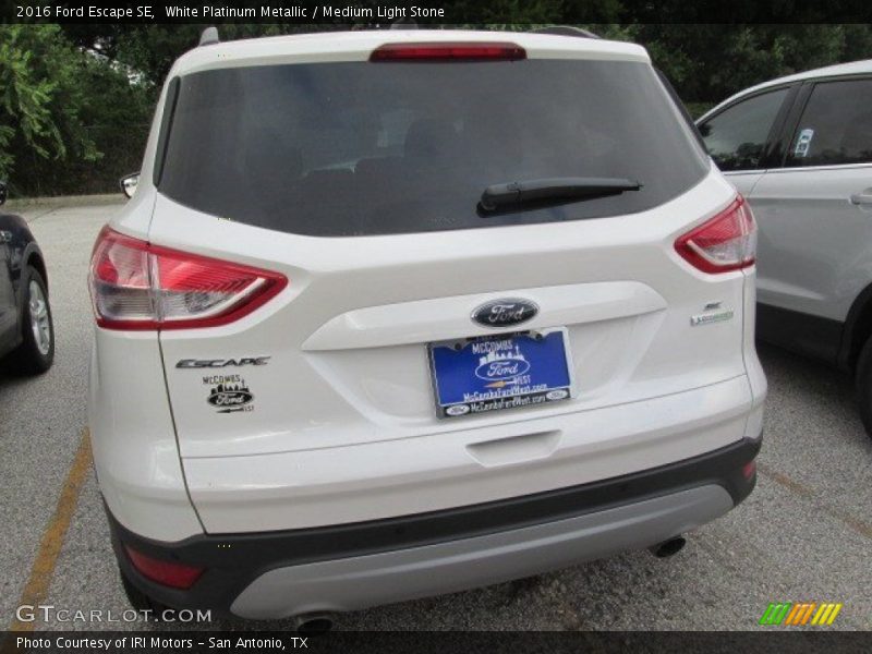 White Platinum Metallic / Medium Light Stone 2016 Ford Escape SE