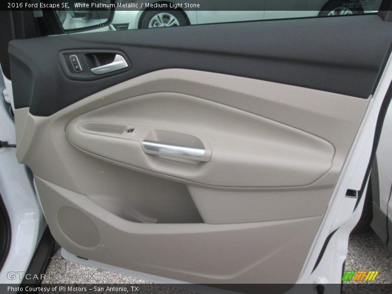 White Platinum Metallic / Medium Light Stone 2016 Ford Escape SE