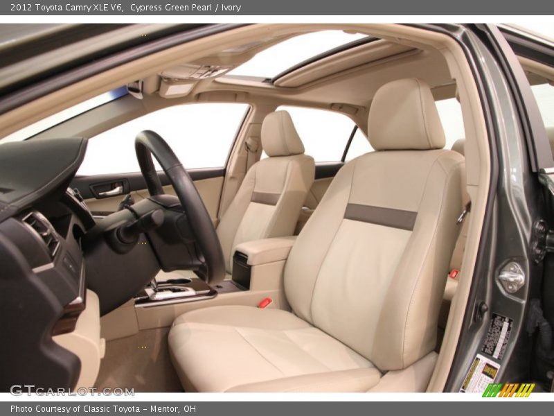 Cypress Green Pearl / Ivory 2012 Toyota Camry XLE V6