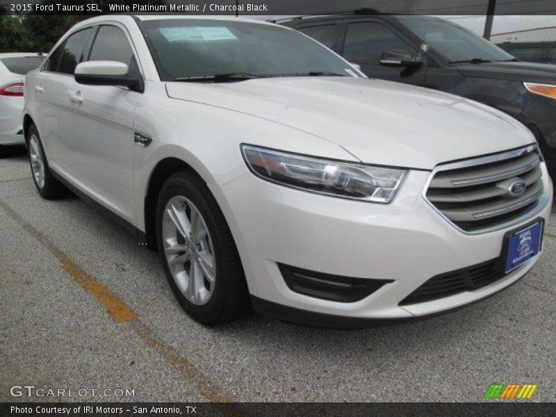 White Platinum Metallic / Charcoal Black 2015 Ford Taurus SEL