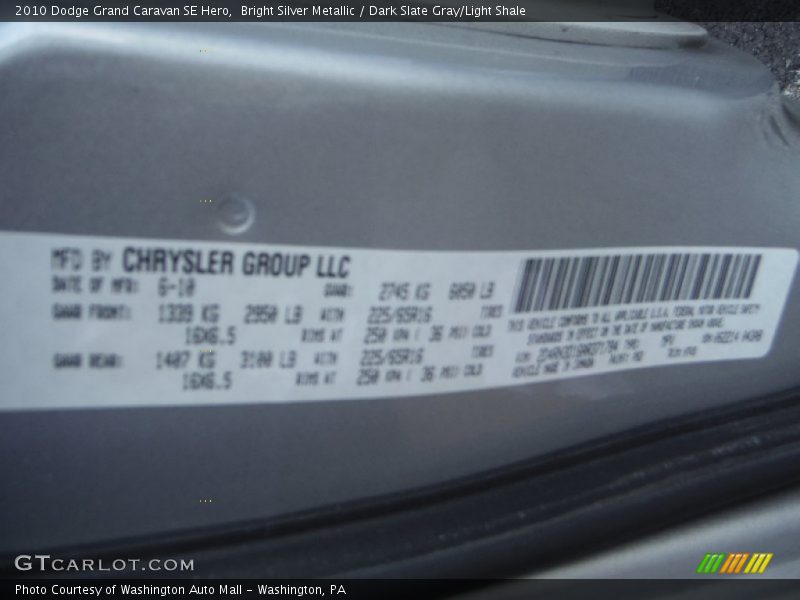 Bright Silver Metallic / Dark Slate Gray/Light Shale 2010 Dodge Grand Caravan SE Hero