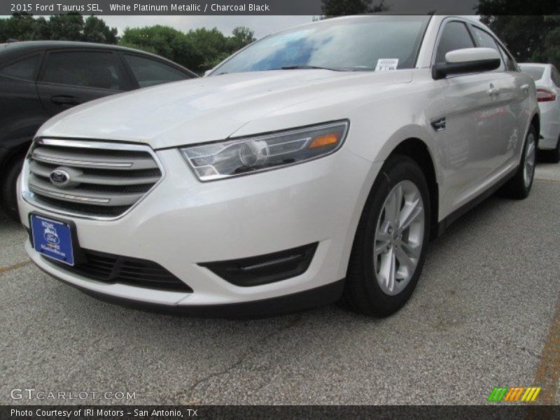 White Platinum Metallic / Charcoal Black 2015 Ford Taurus SEL