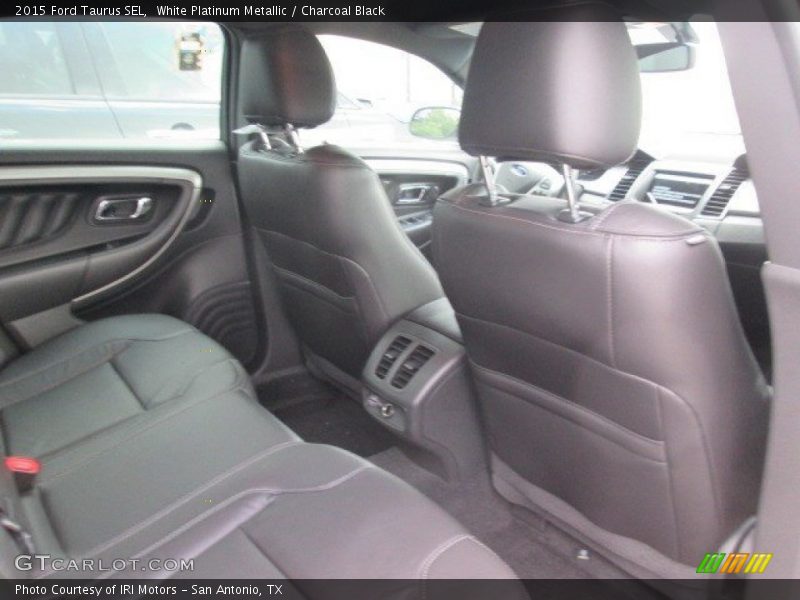 White Platinum Metallic / Charcoal Black 2015 Ford Taurus SEL