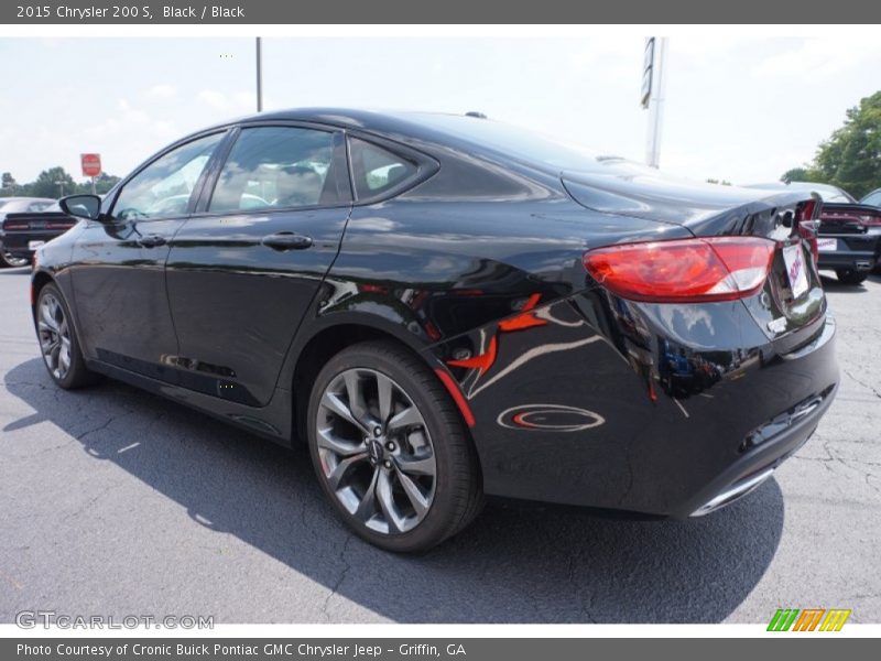 Black / Black 2015 Chrysler 200 S