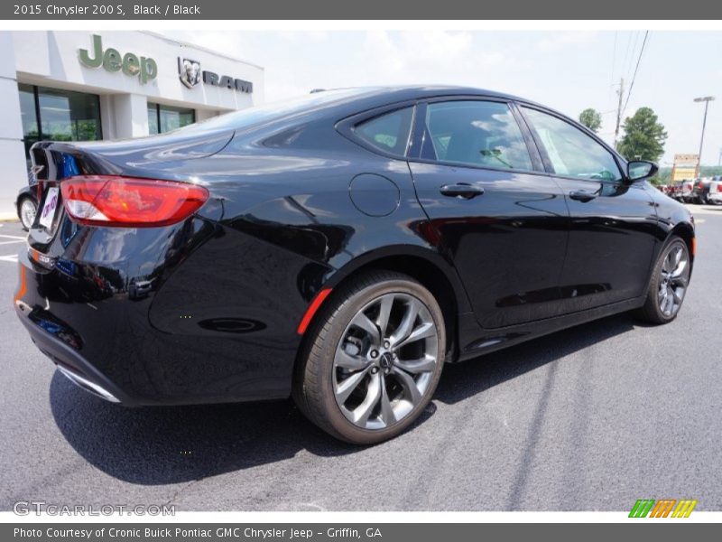 Black / Black 2015 Chrysler 200 S