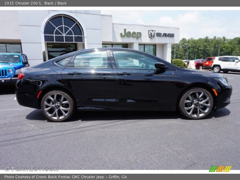 Black / Black 2015 Chrysler 200 S