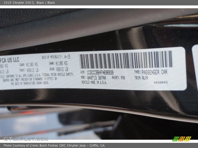 Black / Black 2015 Chrysler 200 S