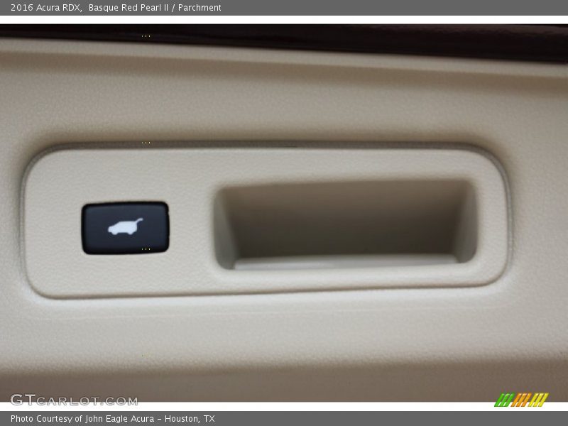 Basque Red Pearl II / Parchment 2016 Acura RDX