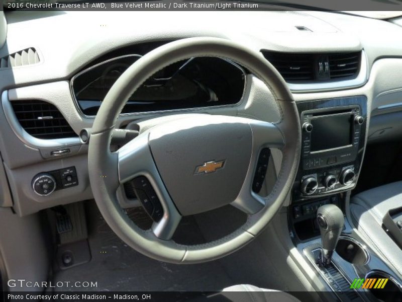 Blue Velvet Metallic / Dark Titanium/Light Titanium 2016 Chevrolet Traverse LT AWD