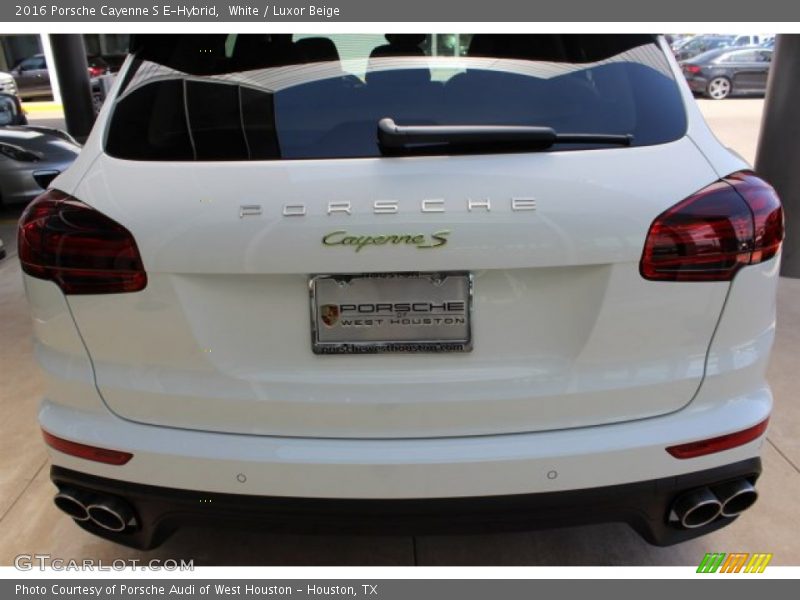 White / Luxor Beige 2016 Porsche Cayenne S E-Hybrid