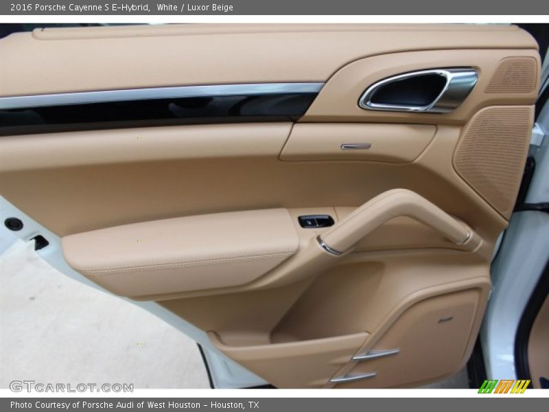 White / Luxor Beige 2016 Porsche Cayenne S E-Hybrid