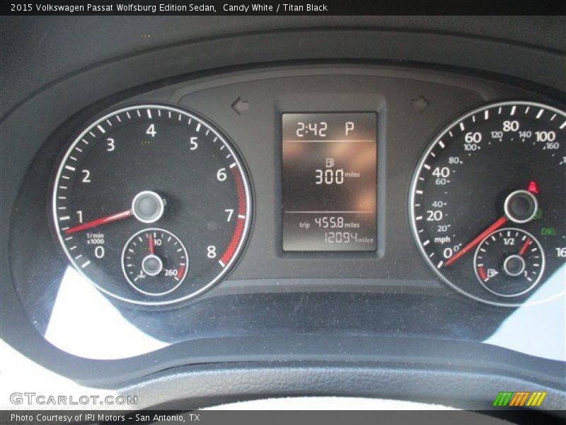Candy White / Titan Black 2015 Volkswagen Passat Wolfsburg Edition Sedan