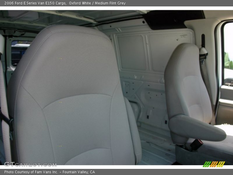 Oxford White / Medium Flint Grey 2006 Ford E Series Van E150 Cargo
