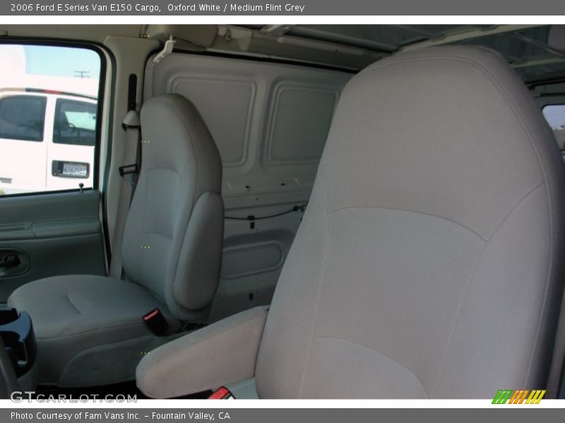 Oxford White / Medium Flint Grey 2006 Ford E Series Van E150 Cargo