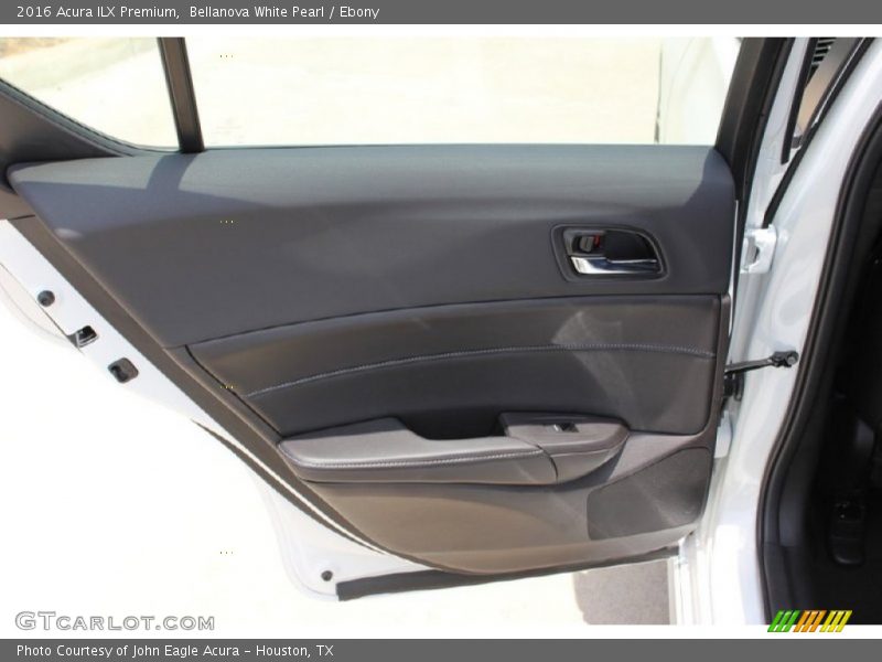 Bellanova White Pearl / Ebony 2016 Acura ILX Premium