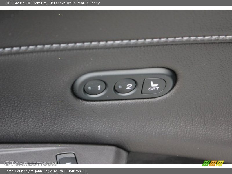 Bellanova White Pearl / Ebony 2016 Acura ILX Premium